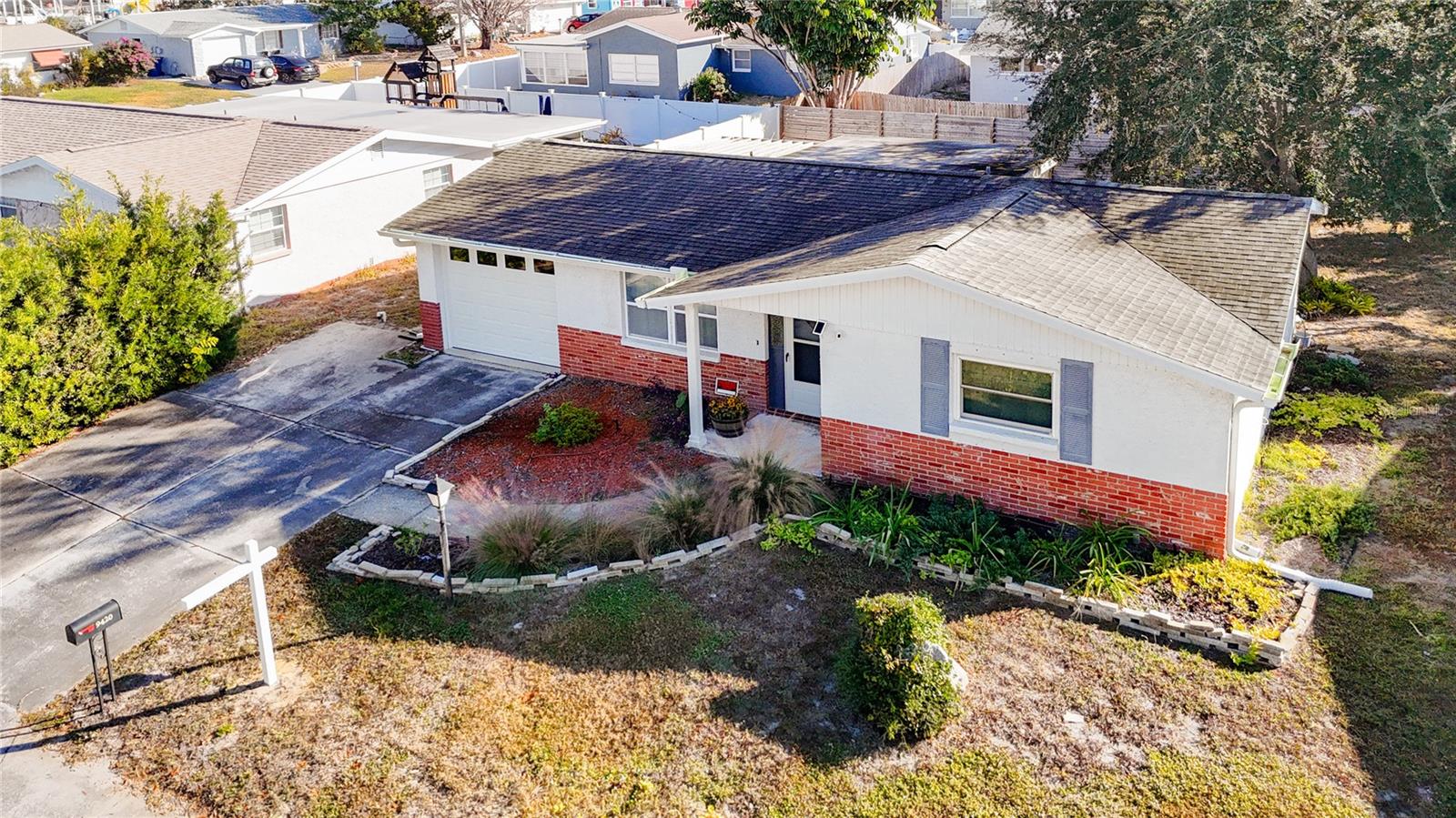 EMBASSY HILLS - Residential