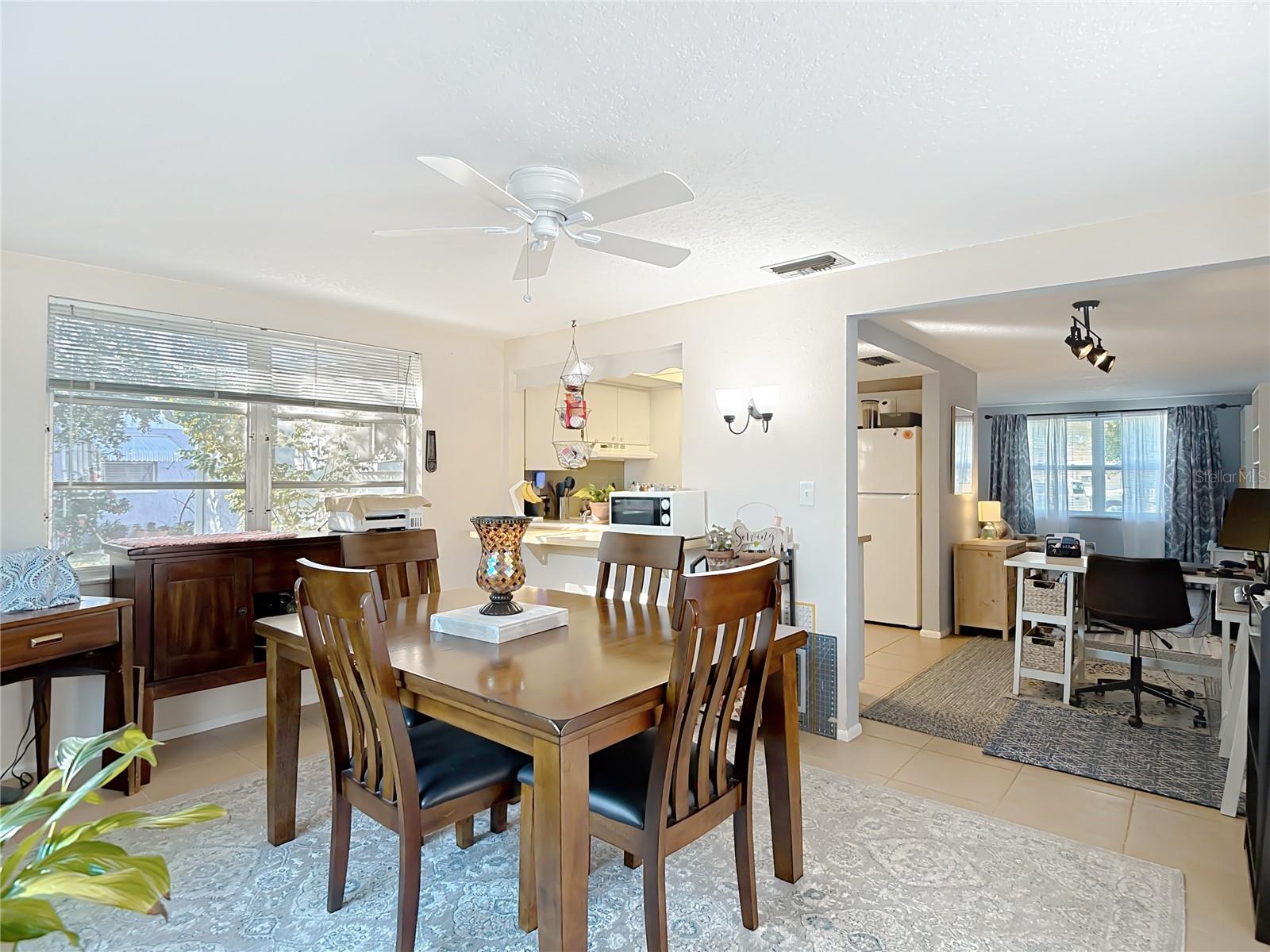 EMBASSY HILLS - Residential