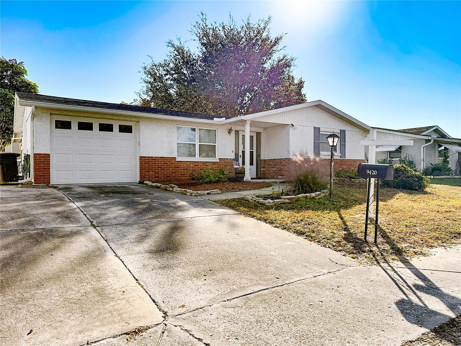 EMBASSY HILLS - Residential