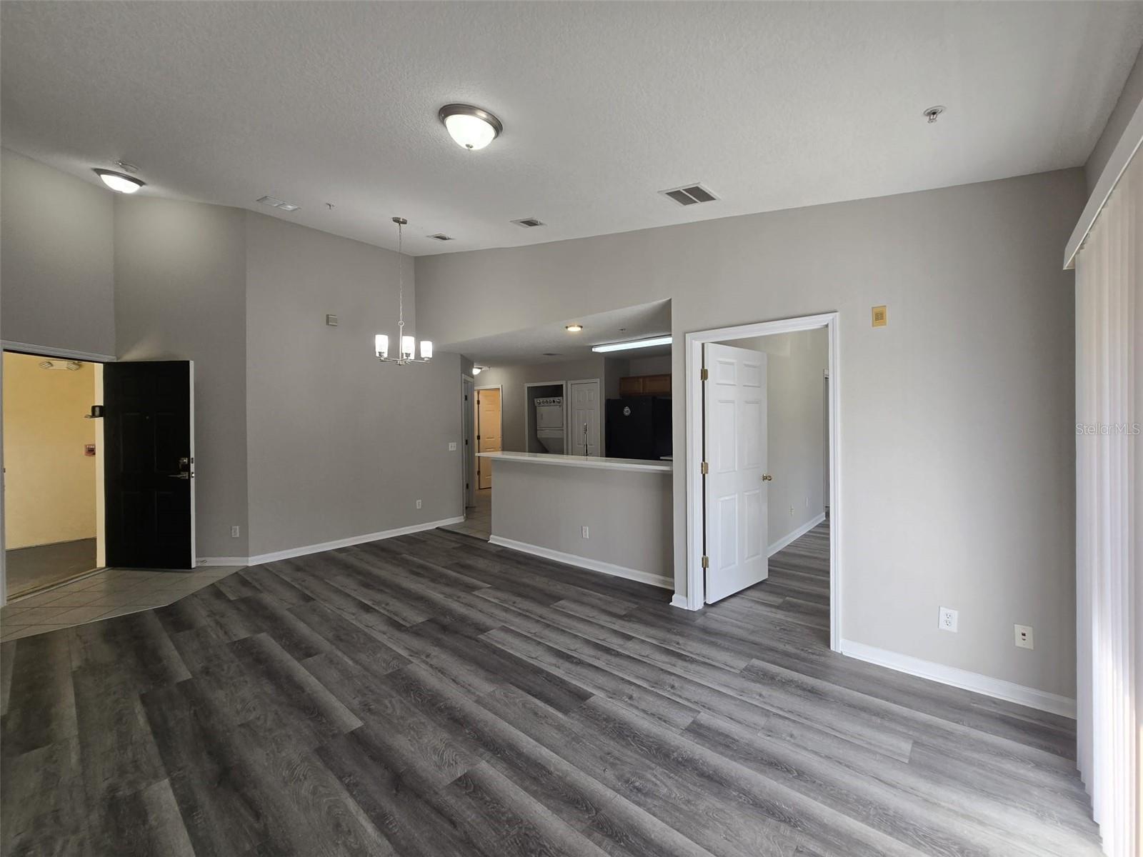 WILLOW RIDGE CONDO - Residential Lease