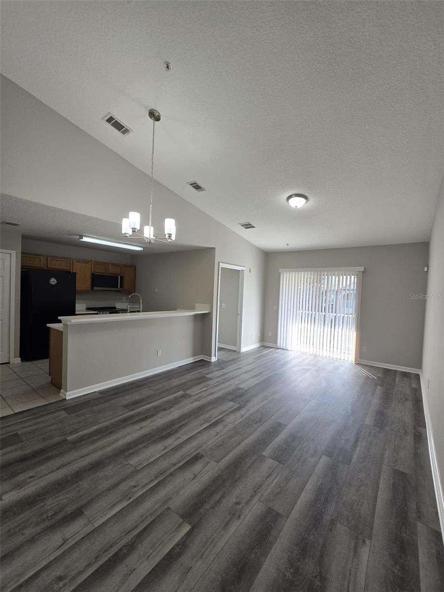 WILLOW RIDGE CONDO - Residential Lease