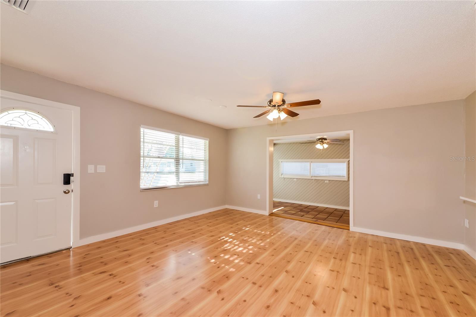 SARASOTA SPRINGS UNIT 19 - Residential Lease