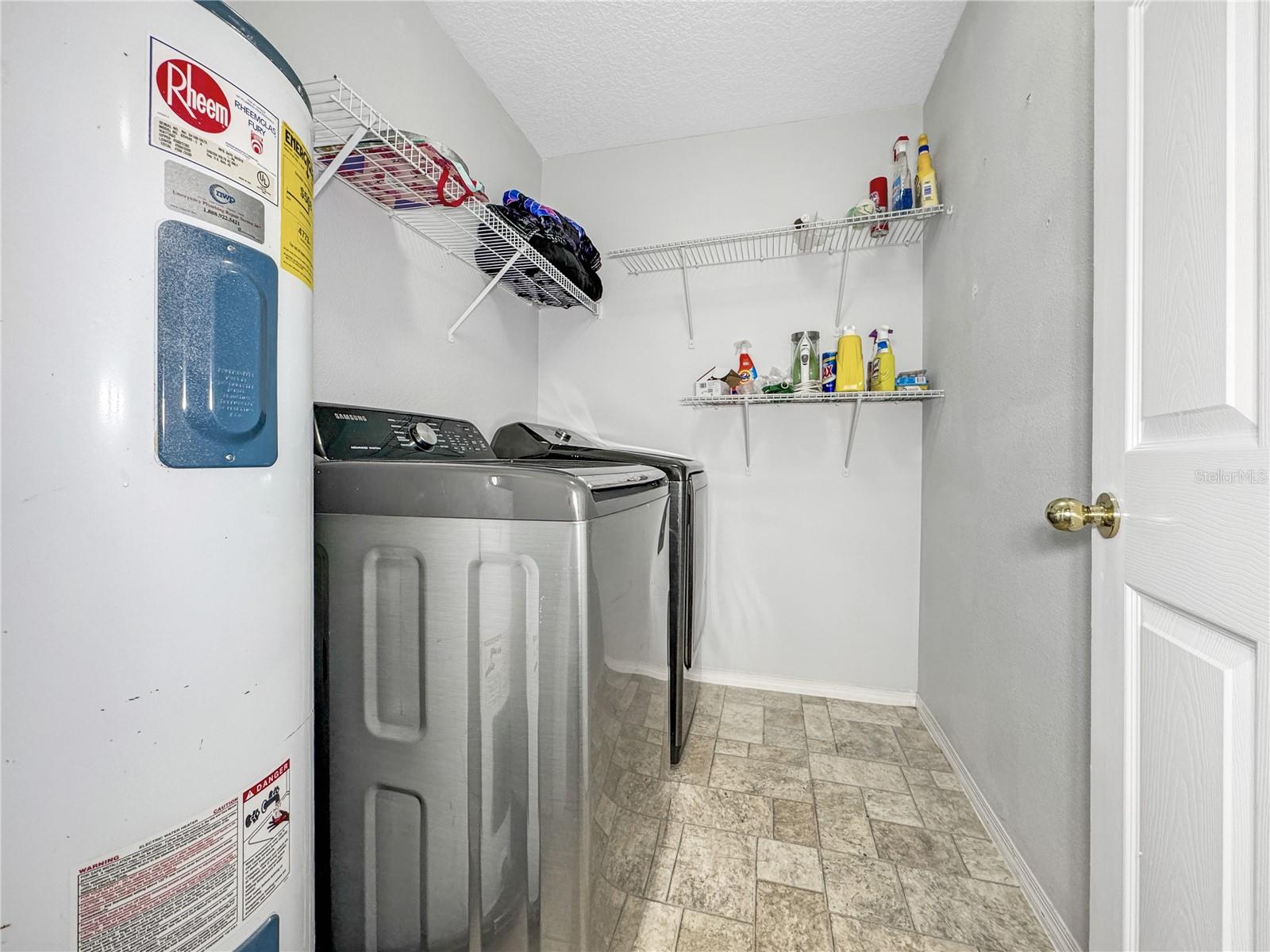 COMPASS BAY UN 2 - Residential