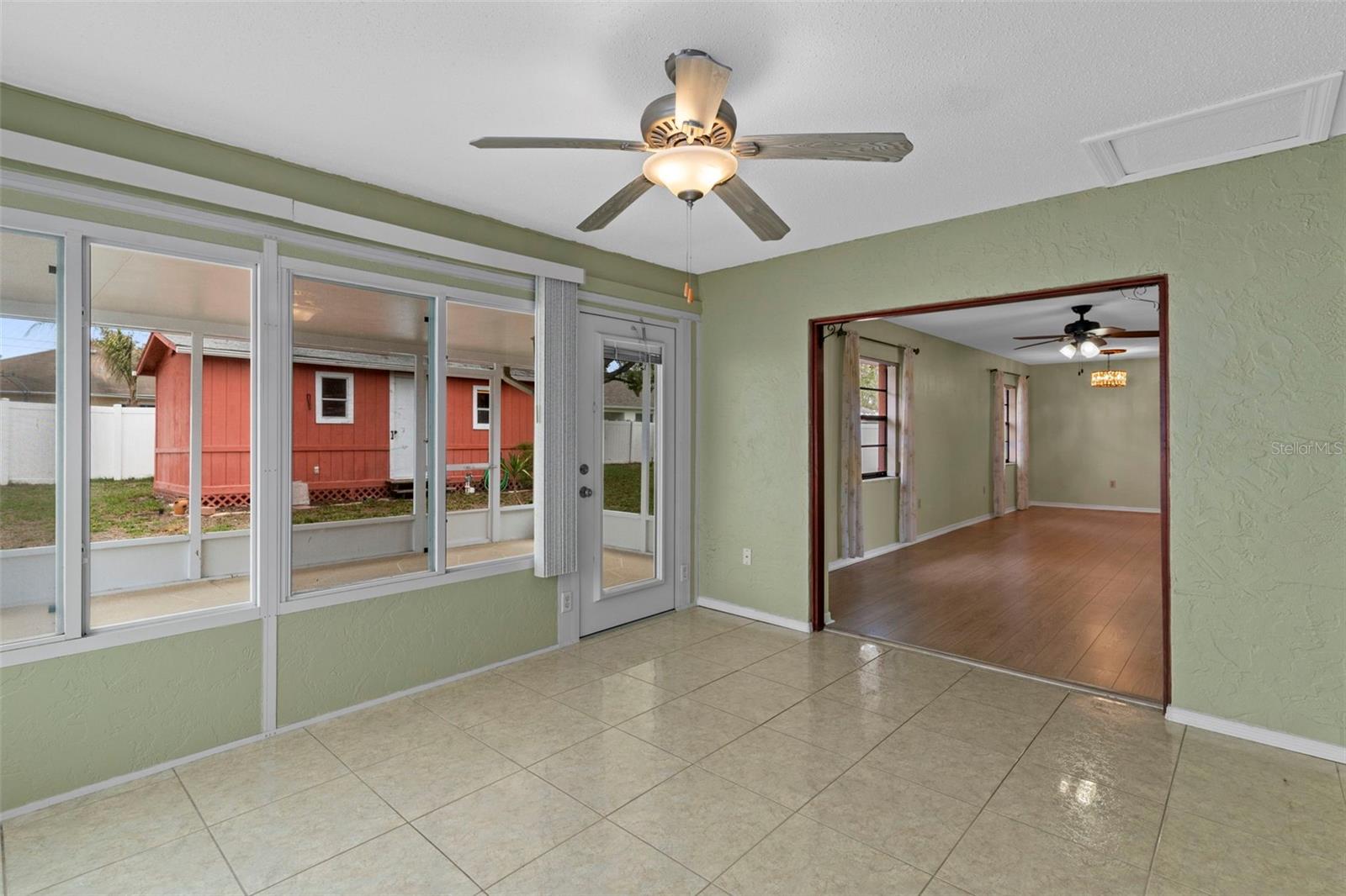 SPRING HILL - Residential