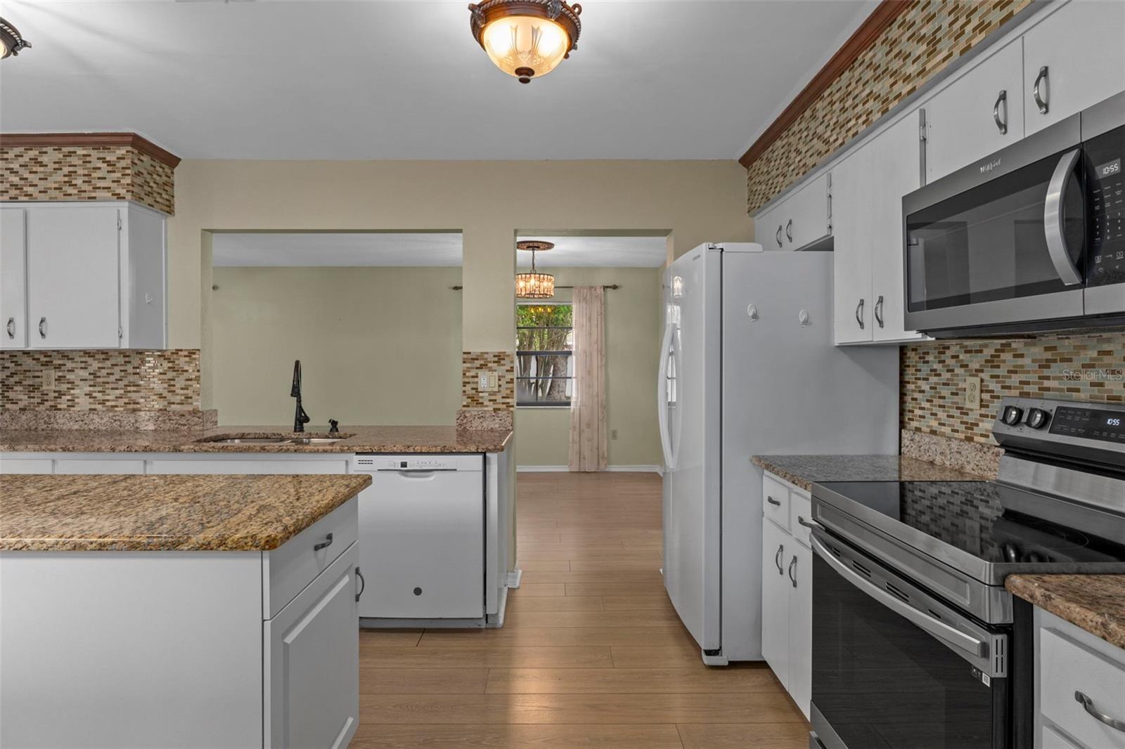 SPRING HILL - Residential