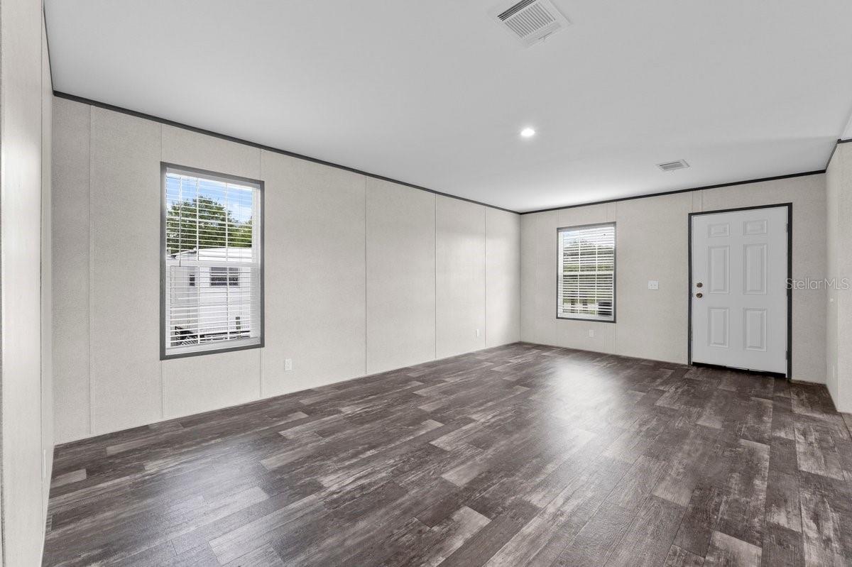 MONTVERDE HILLS - Residential