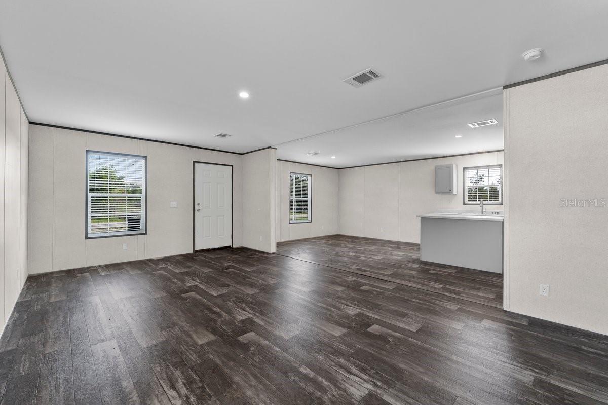 MONTVERDE HILLS - Residential