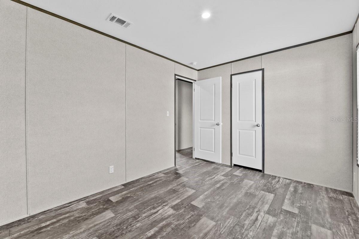 MONTVERDE HILLS - Residential