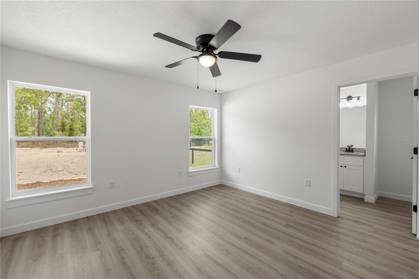 RAINBOW LAKES ESTATE - Residential