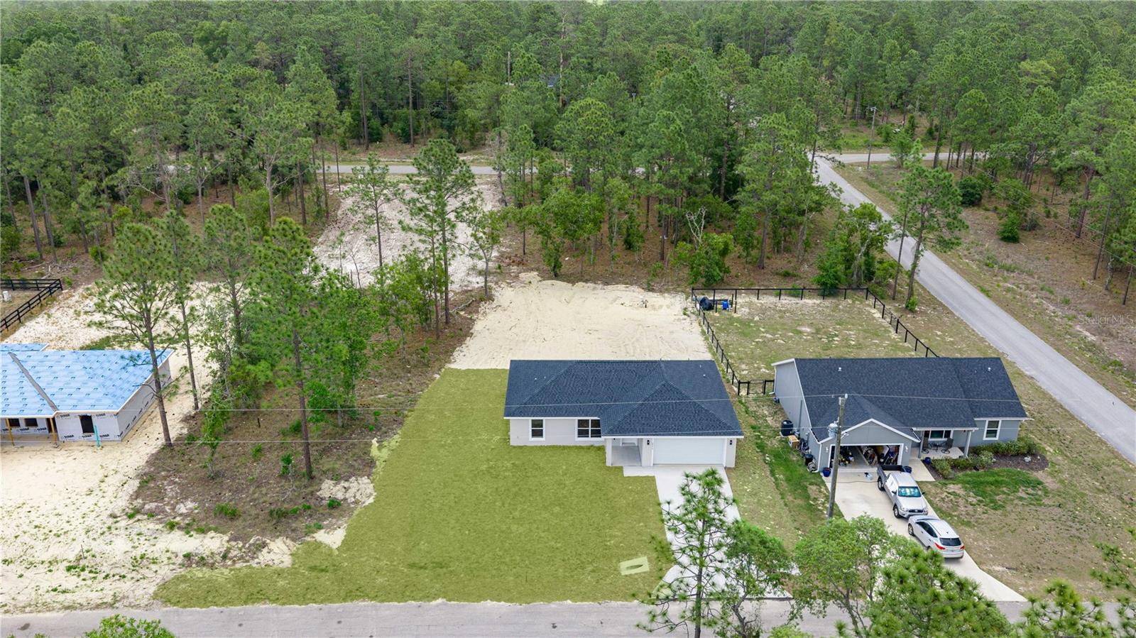 RAINBOW LAKES ESTATE - Residential
