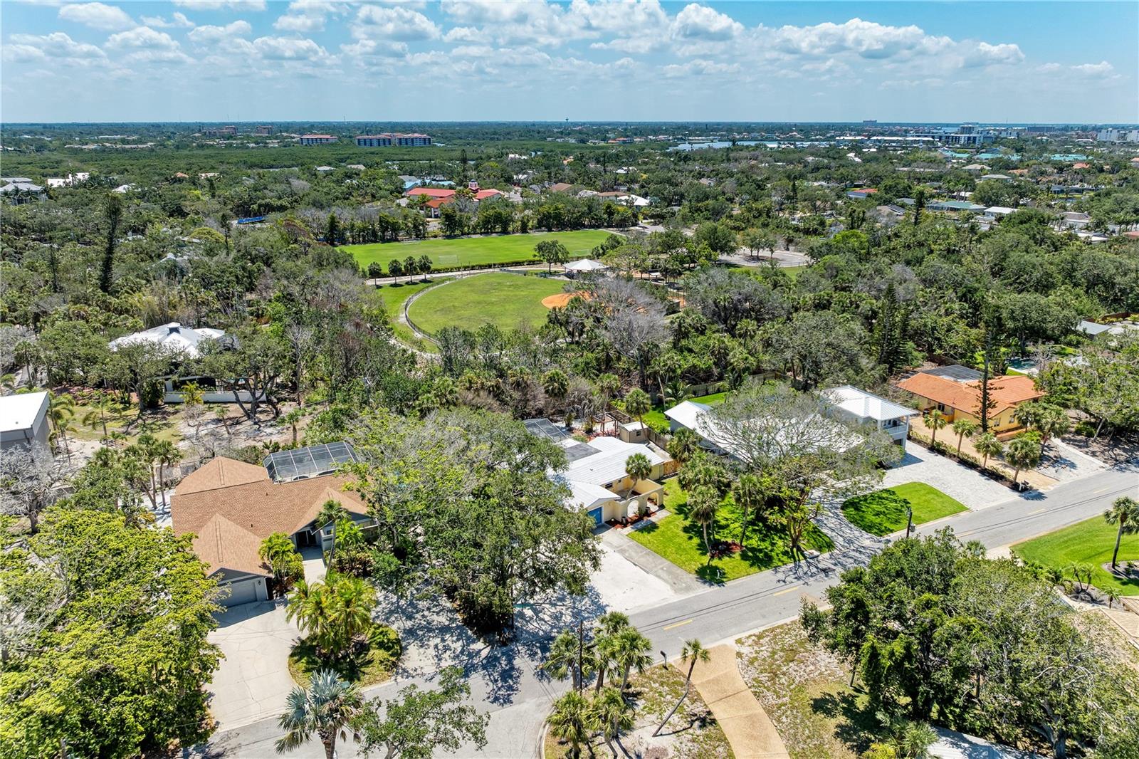5223 SHADOW LAWN DRIVE