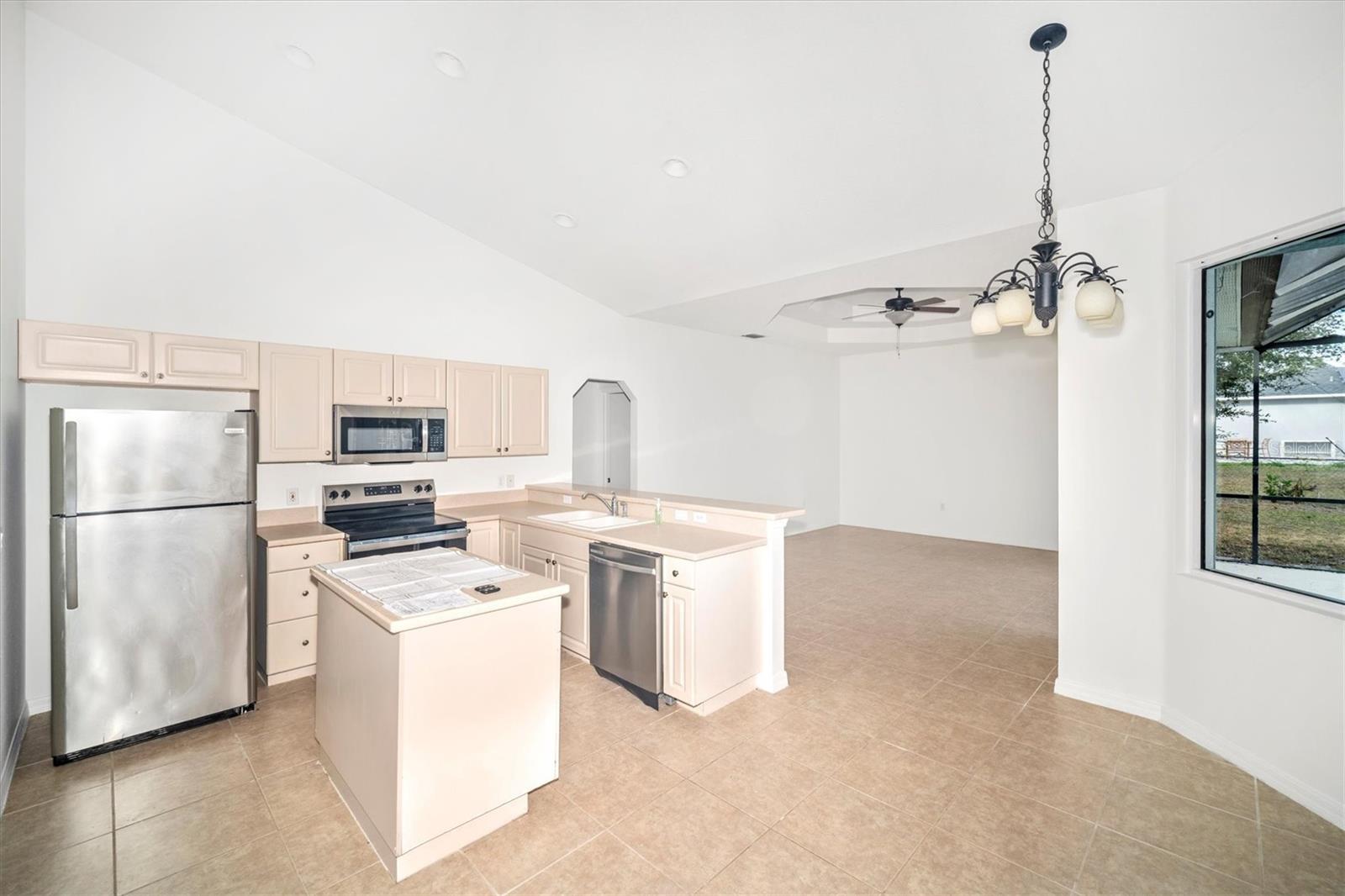 PORT CHARLOTTE SUB 10 - Residential Lease