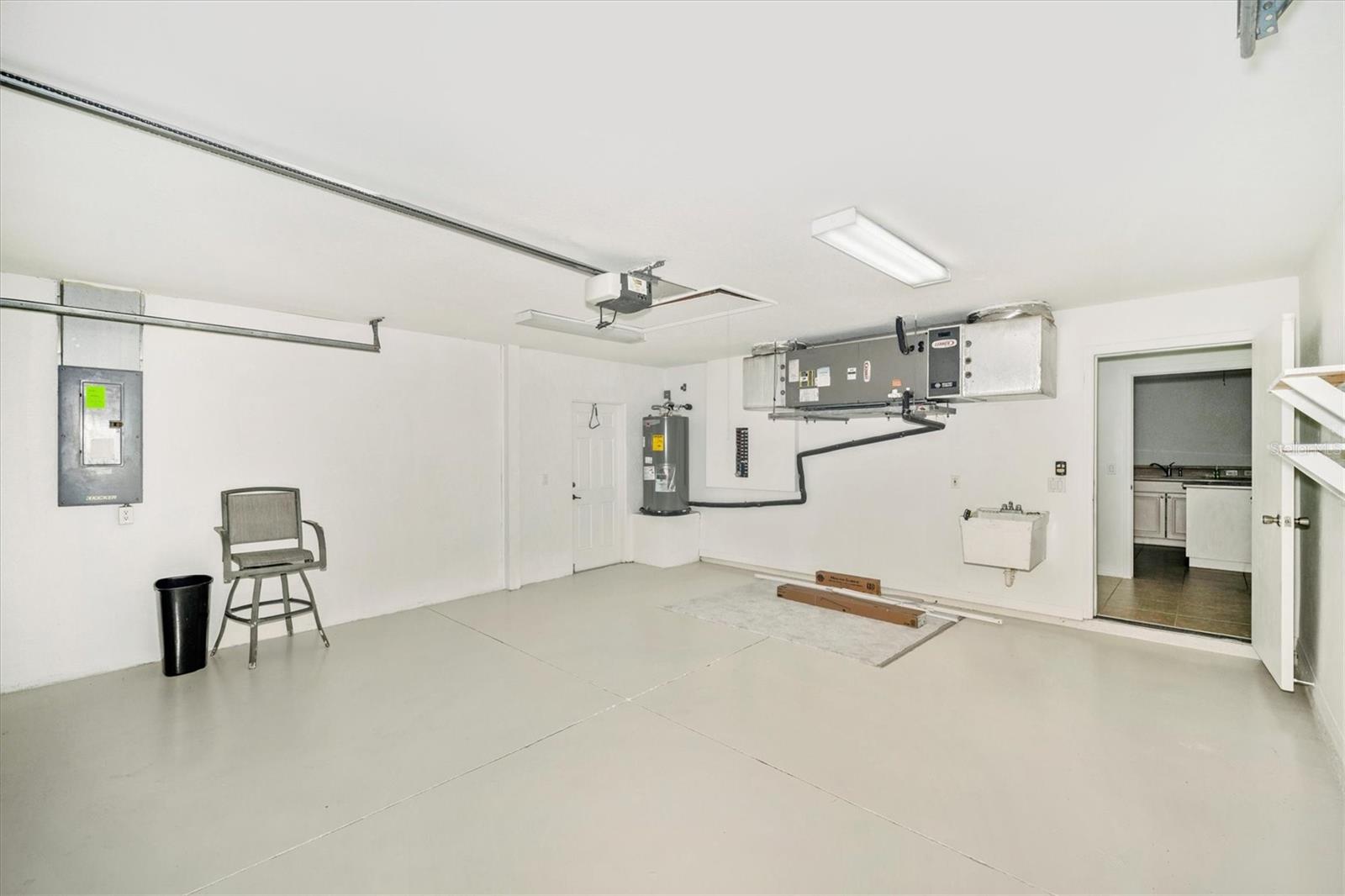 PORT CHARLOTTE SUB 10 - Residential Lease