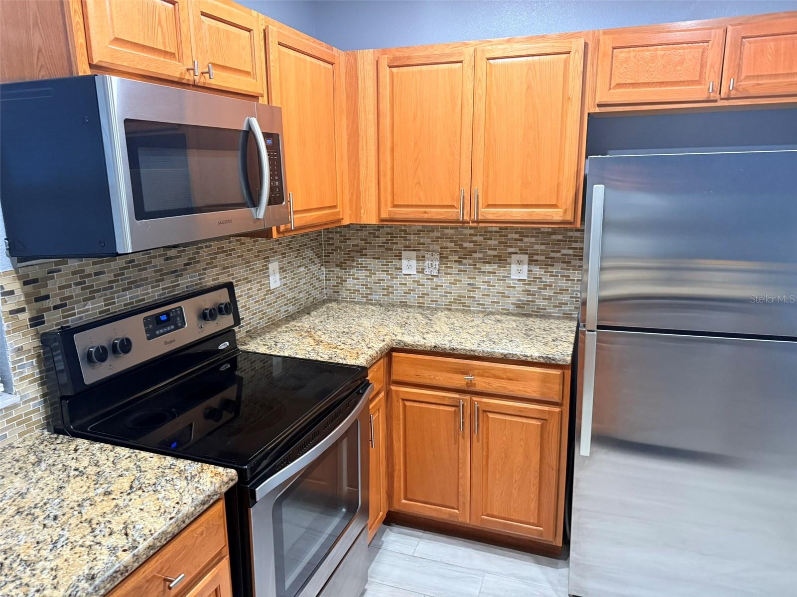 MEADOW POINTE PRCL 16 - Residential Lease