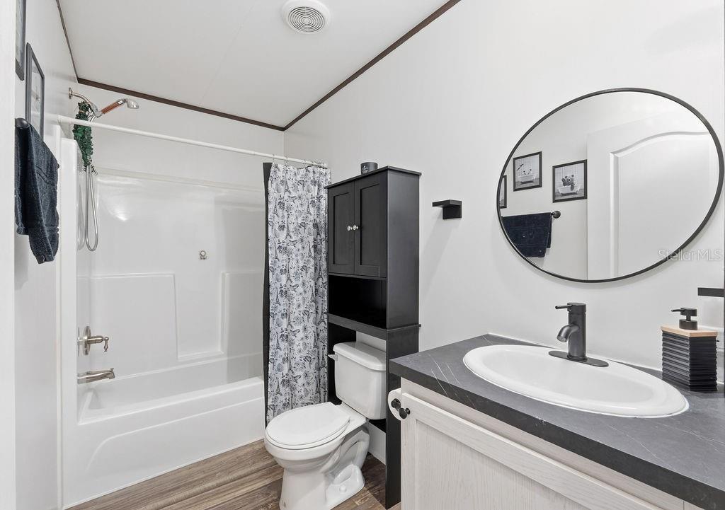 SUNSHINE PARK - Residential