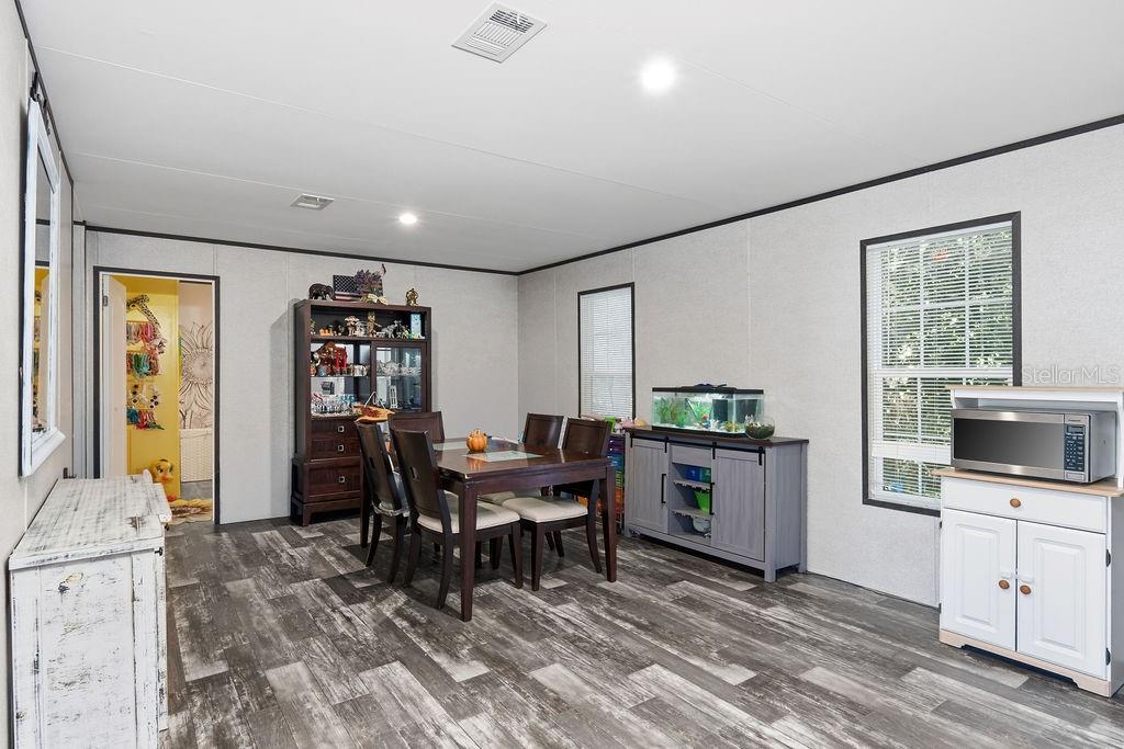 SUNSHINE PARK - Residential