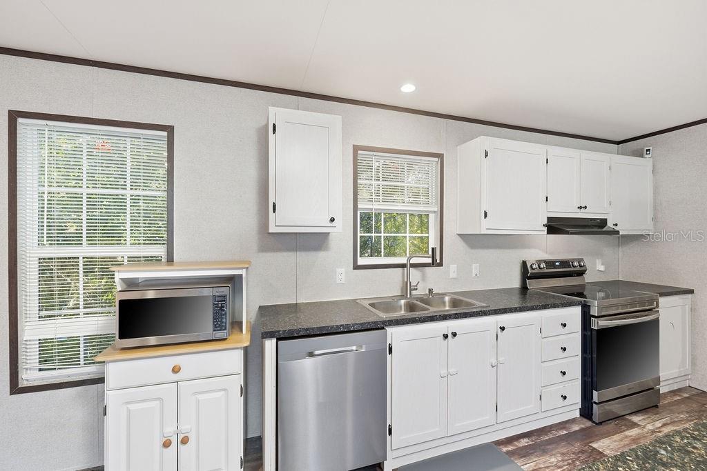 SUNSHINE PARK - Residential