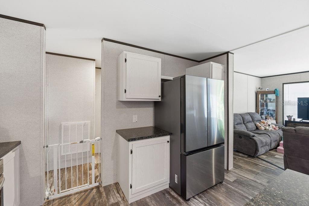 SUNSHINE PARK - Residential