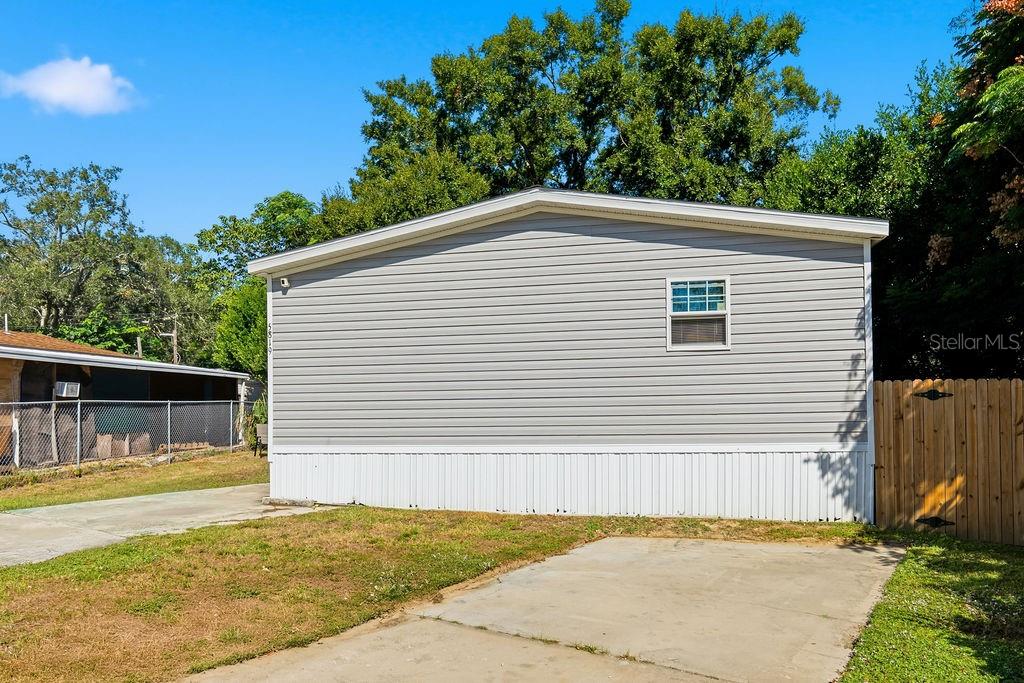 SUNSHINE PARK - Residential