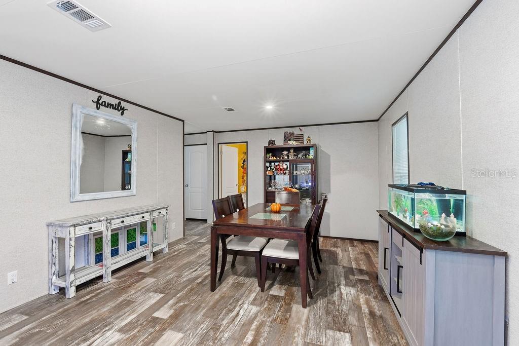 SUNSHINE PARK - Residential