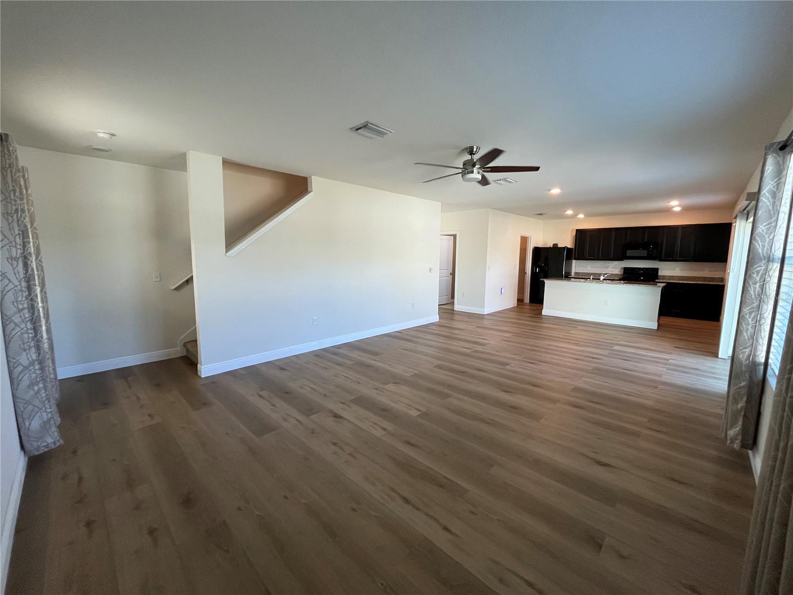 CARRIAGE POINTE SOUTH PH 2B - Residential