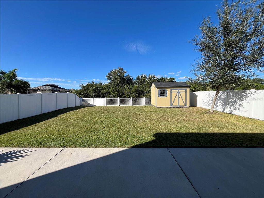 Photo of 8212 Bilston Village Lane, Gibsonton, FL 33534 (MLS # TB8427661)