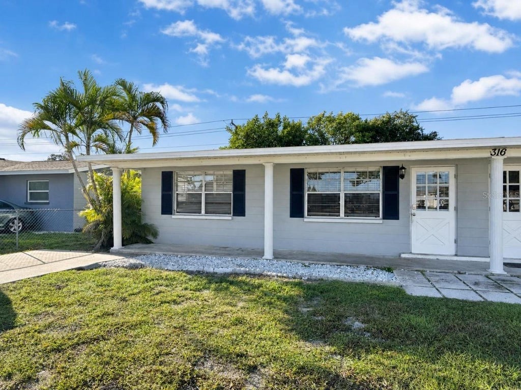 Photo of 316 Briarwood Road #A, Venice, FL 34293 (MLS # A4711084)