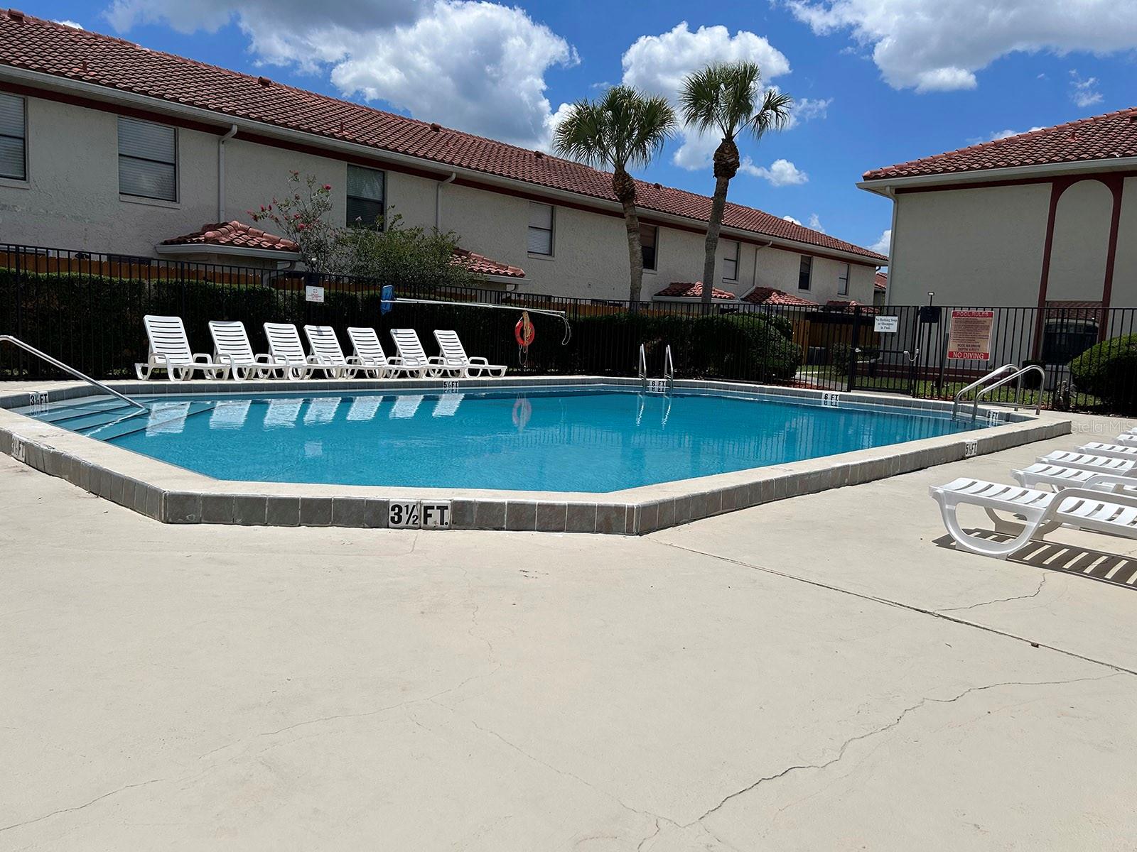 HIDDEN CREEK CONDO PH 08 - Residential
