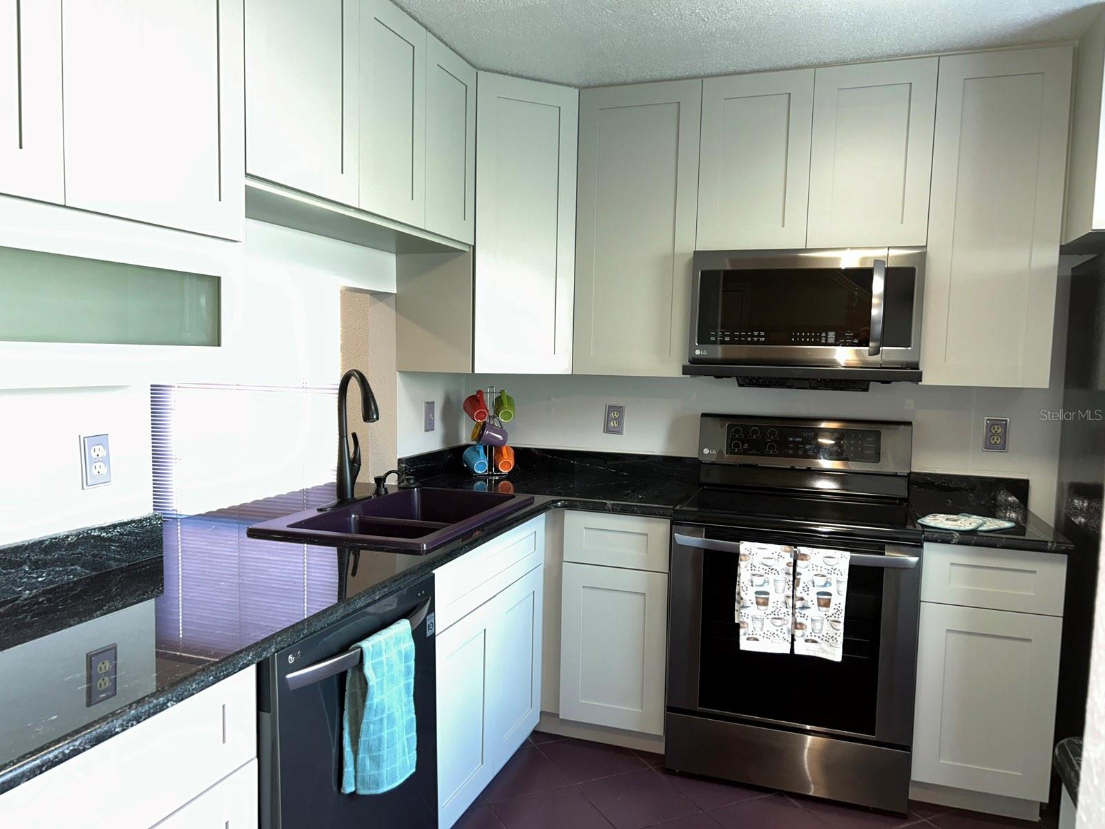 HIDDEN CREEK CONDO PH 08 - Residential
