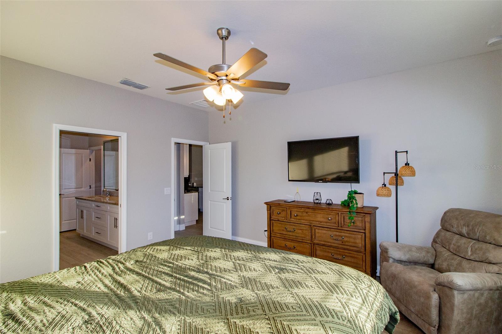 LAKESIDE HERITAGE PH 2 - Residential