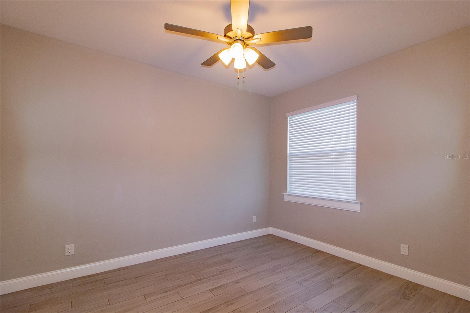 LAKESIDE HERITAGE PH 2 - Residential