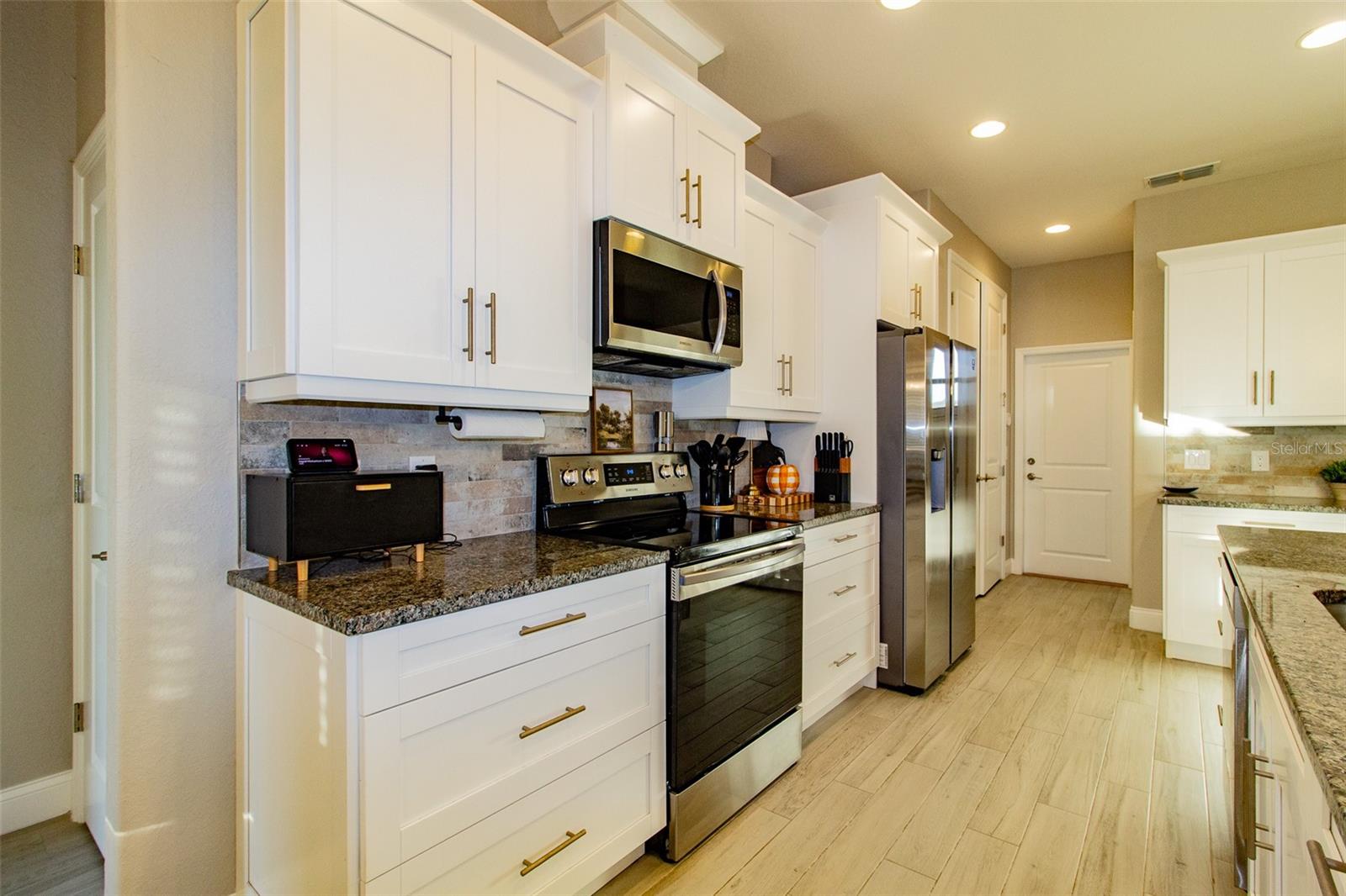 LAKESIDE HERITAGE PH 2 - Residential