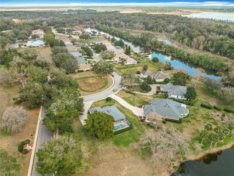 A home in LADY LAKE