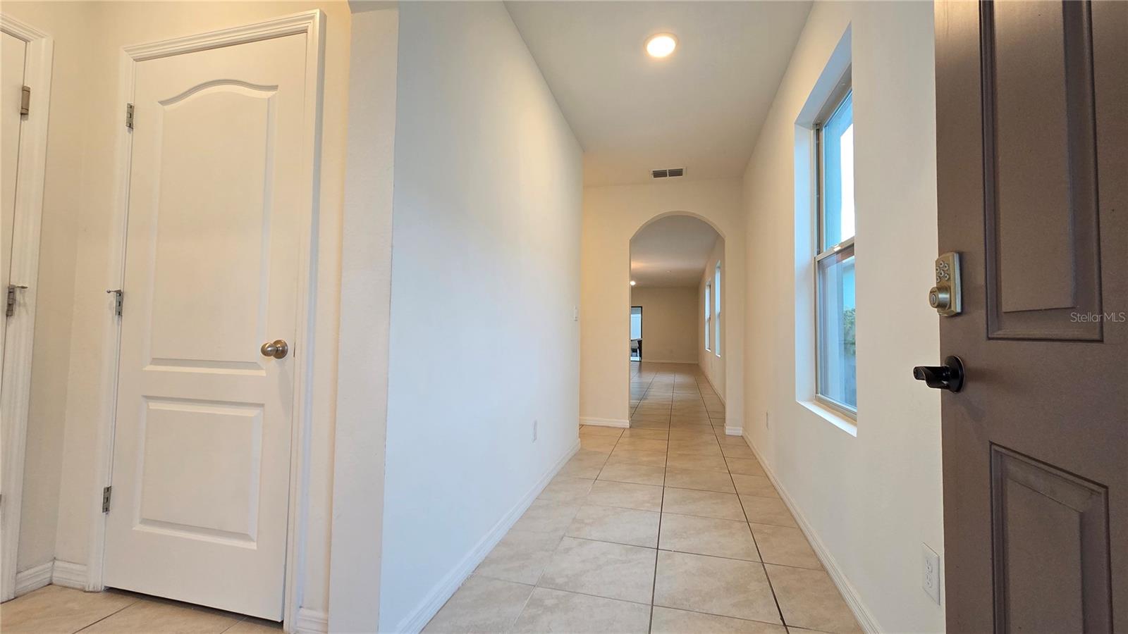 OAK TRAIL RESERVE - Residential Lease