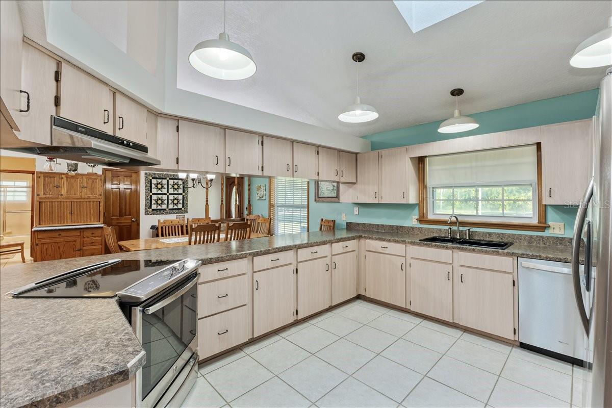 ACREAGE & UNREC - Residential