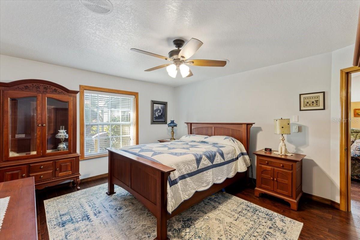 ACREAGE & UNREC - Residential