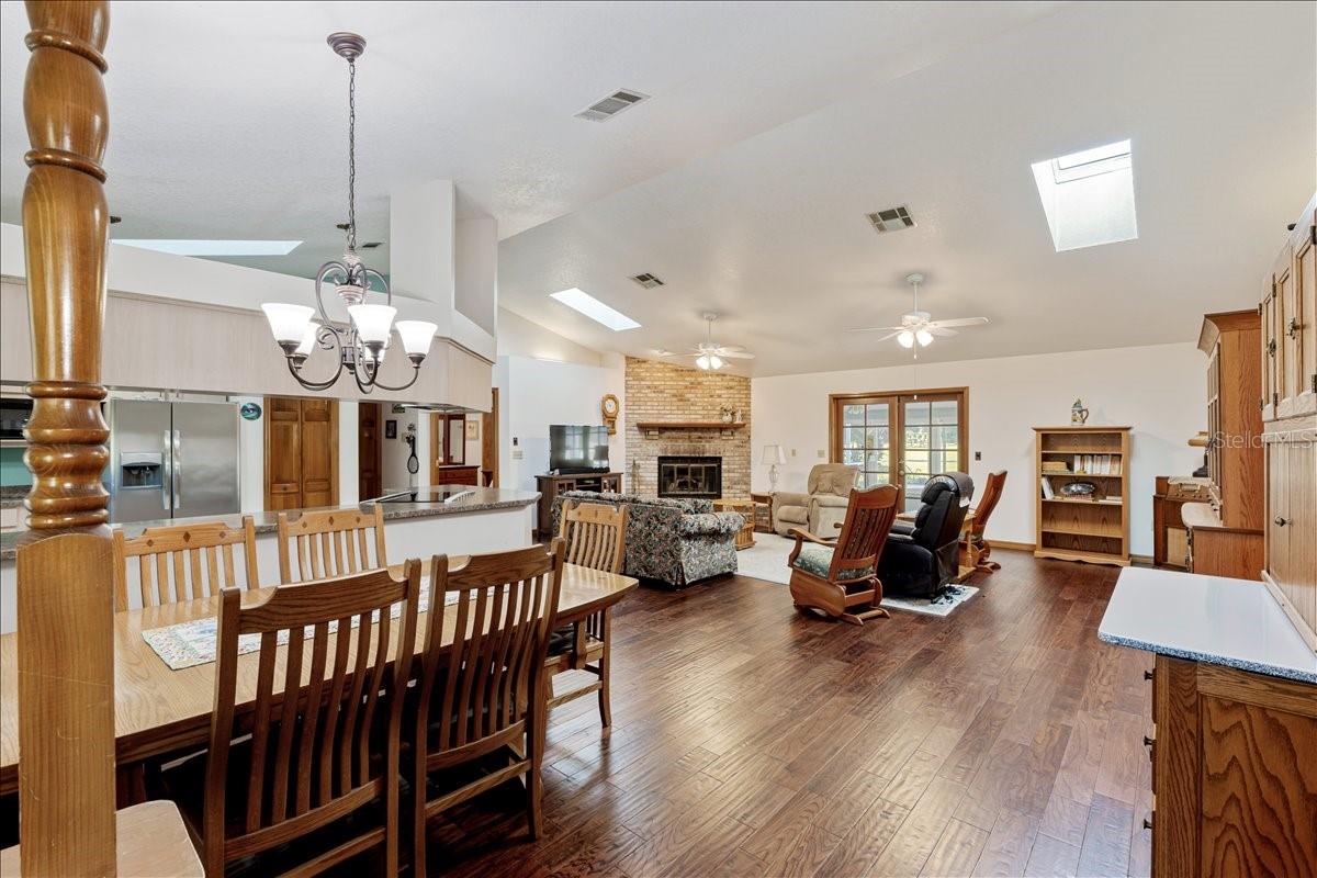 ACREAGE & UNREC - Residential