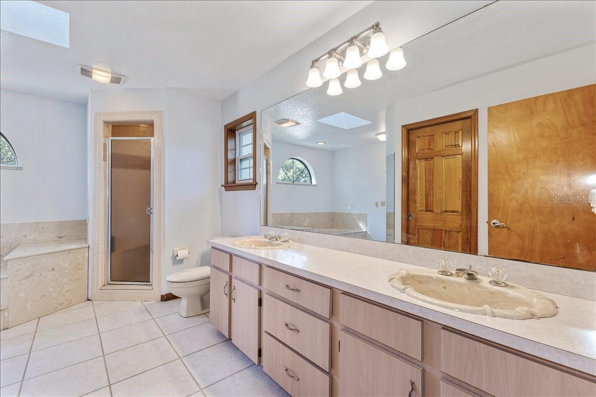 ACREAGE & UNREC - Residential