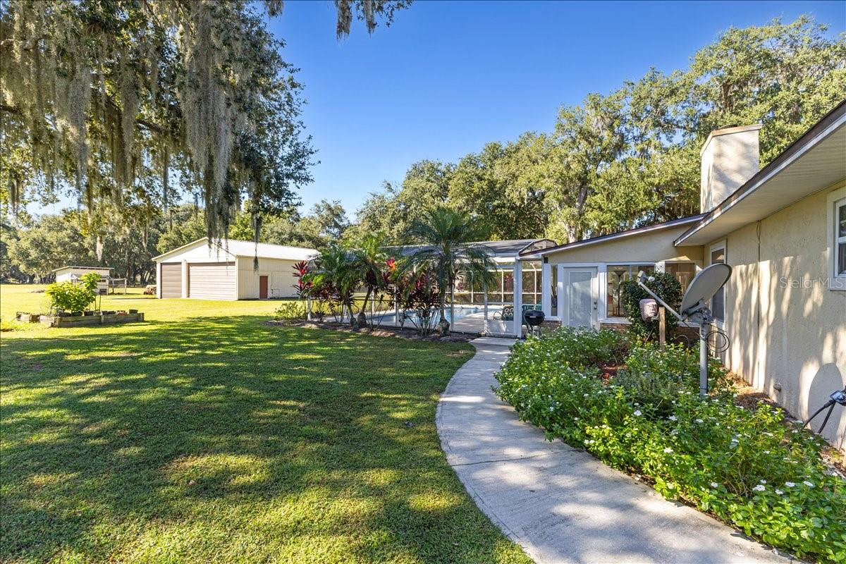 ACREAGE & UNREC - Residential