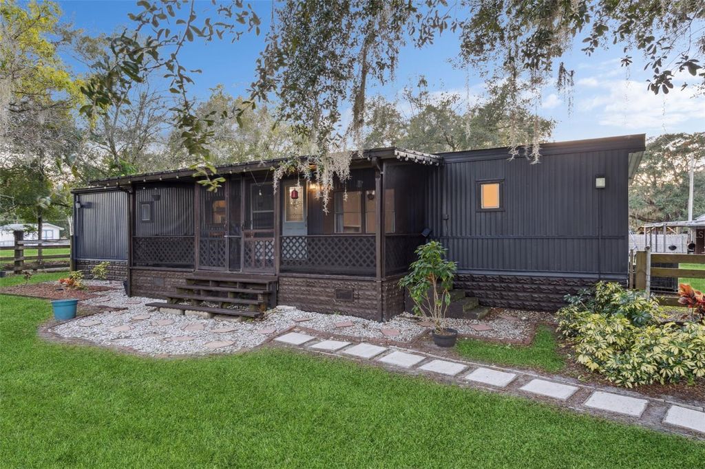 Photo of 1310 N 6th Street, Orlando, FL 32820 (MLS # O6353743)