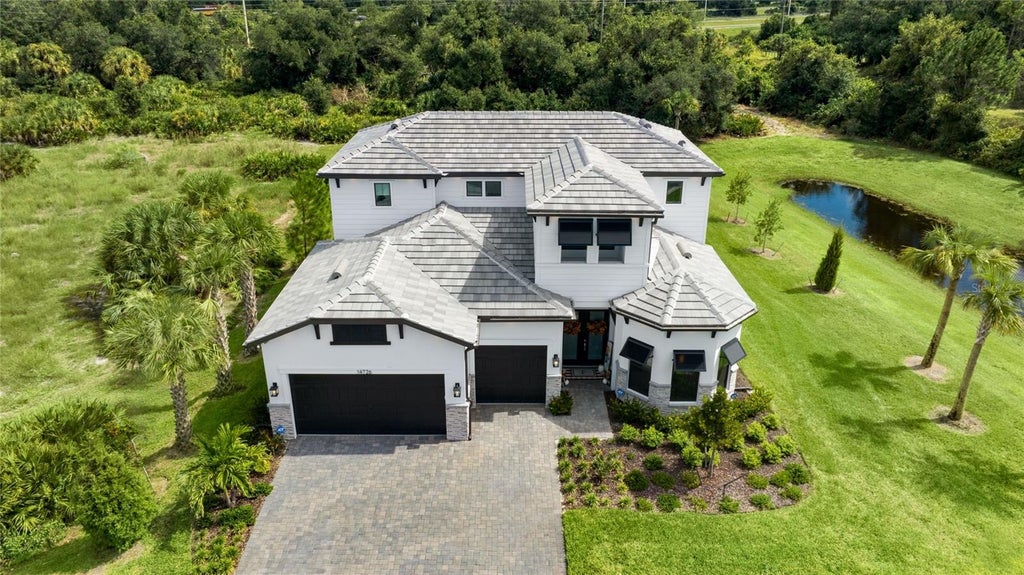 Photo of 14726 Eagle Branch Drive, Nokomis, FL 34275 (MLS # A4709964)