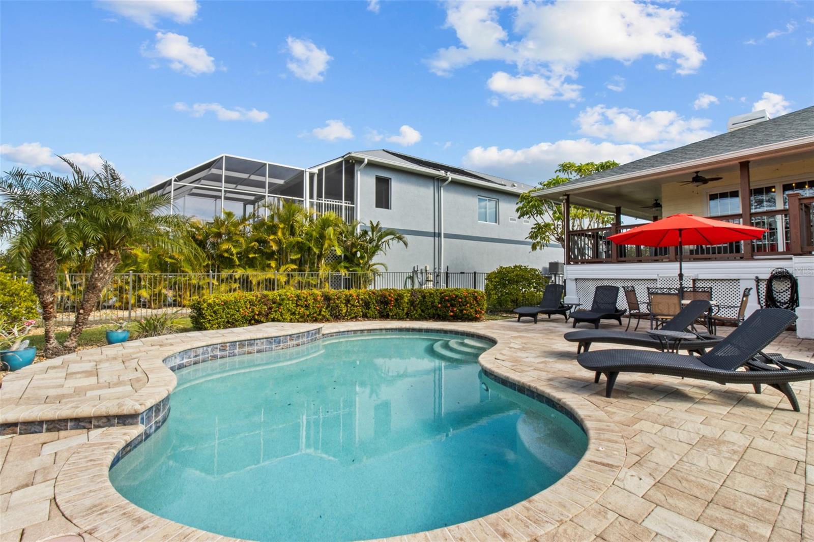 IBIS ISLE - Residential