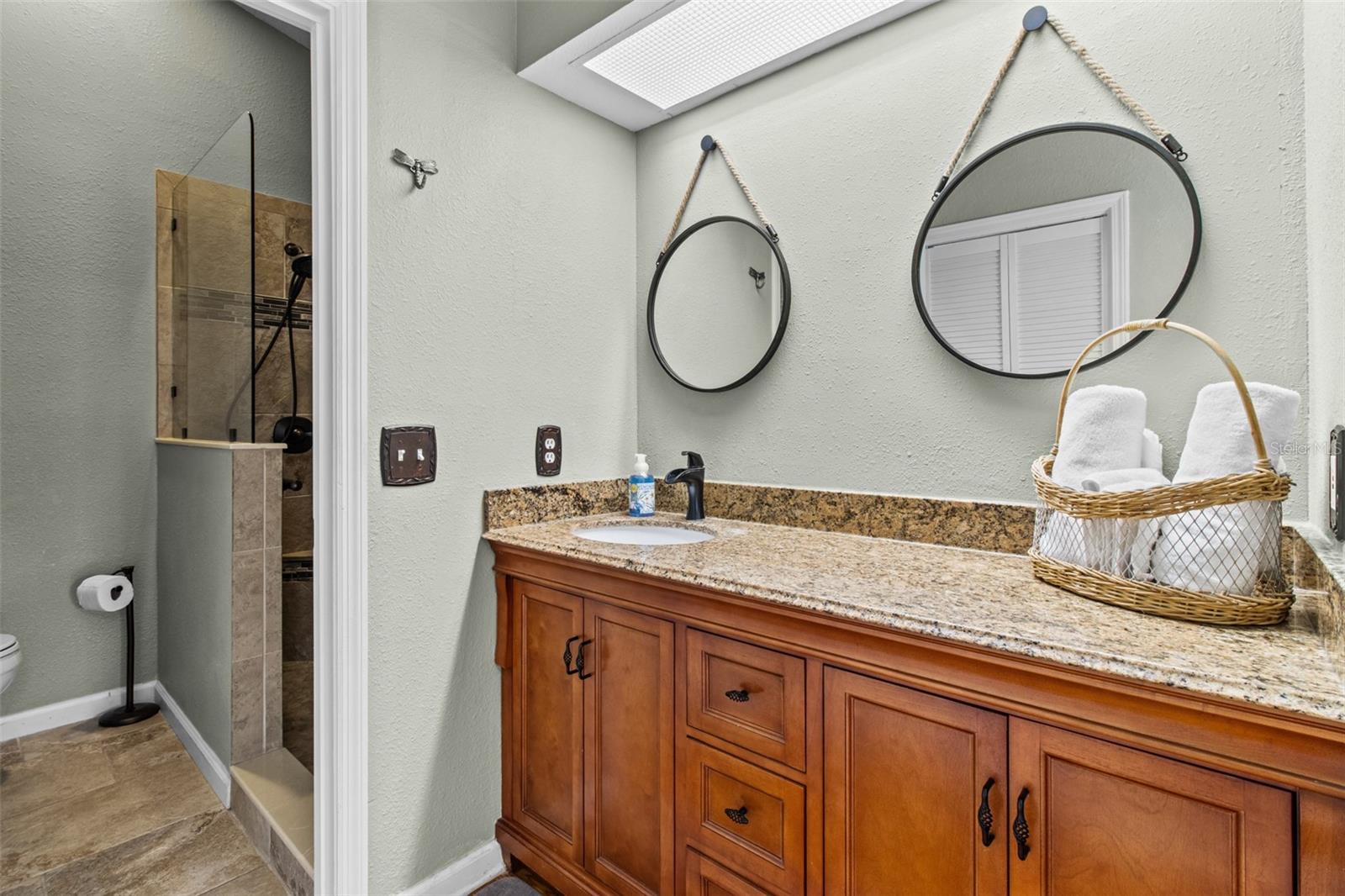 IBIS ISLE - Residential