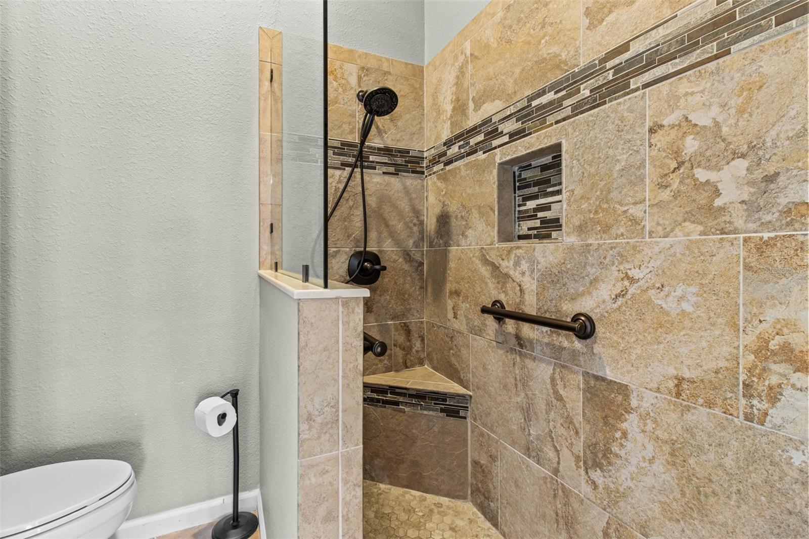 IBIS ISLE - Residential