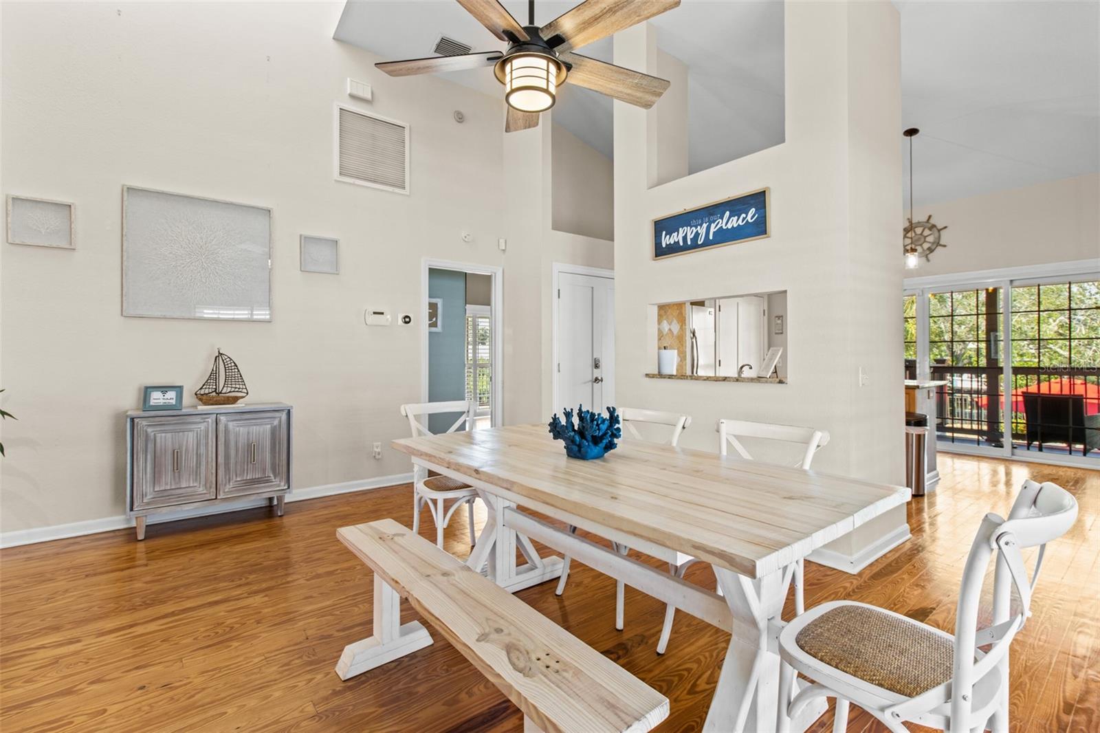 IBIS ISLE - Residential