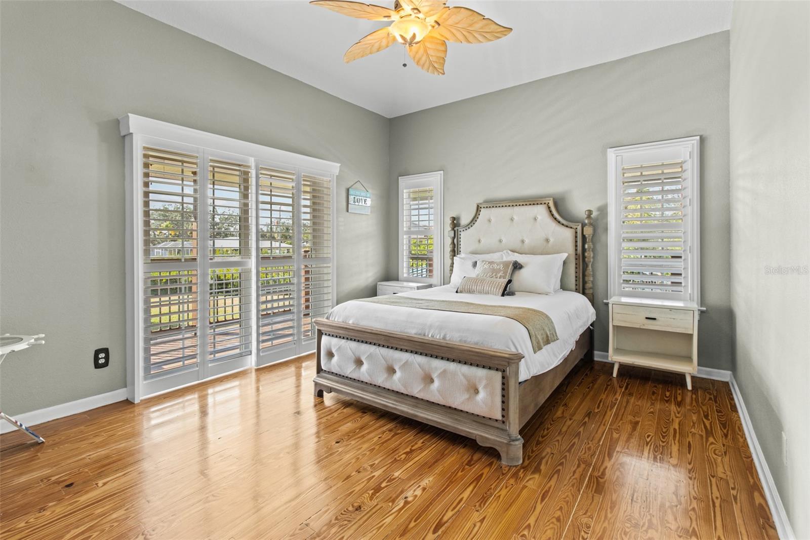 IBIS ISLE - Residential