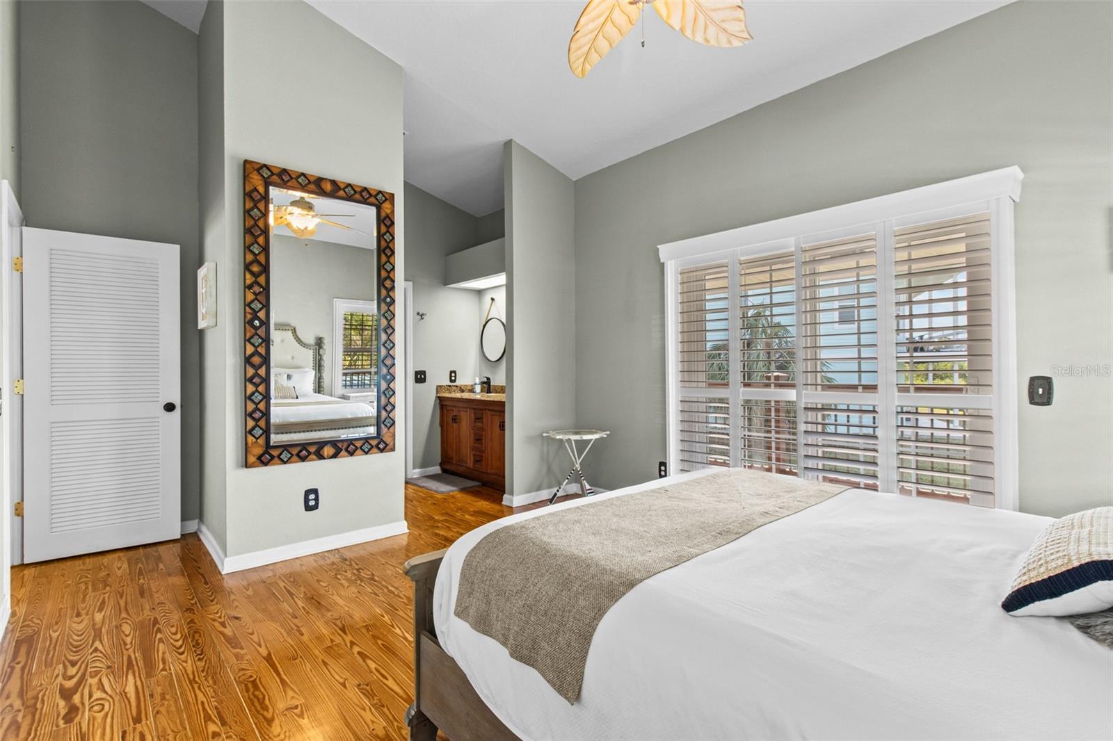 IBIS ISLE - Residential