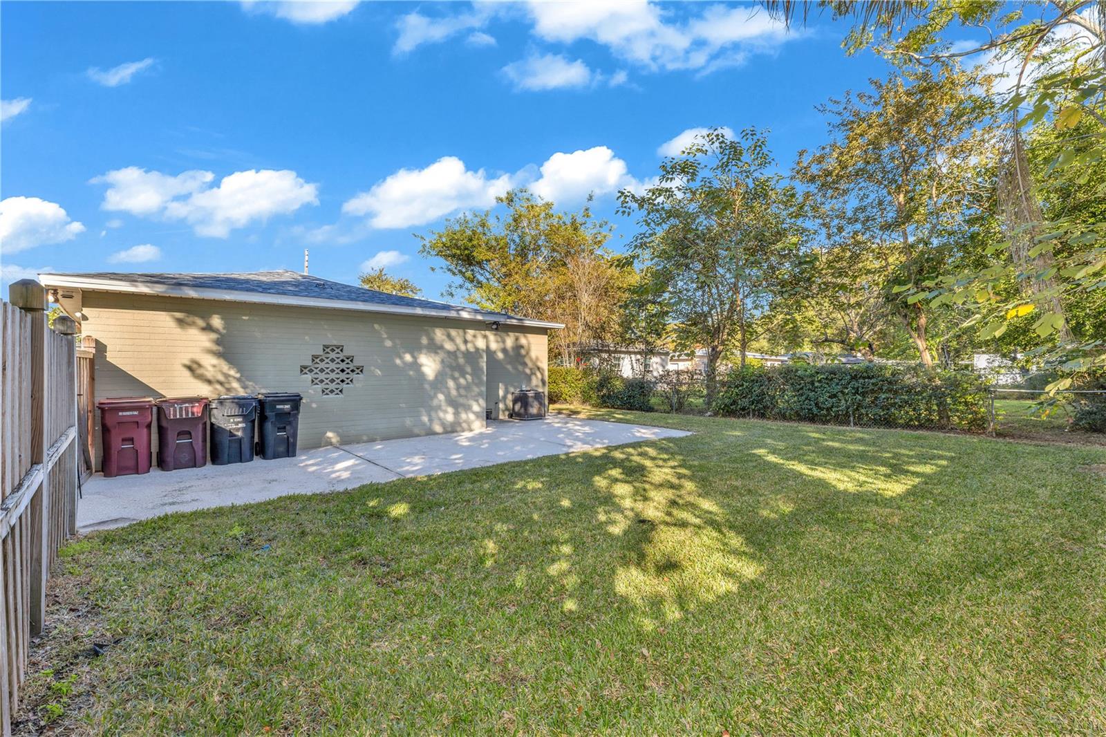 ARDMORE MANOR - Residential