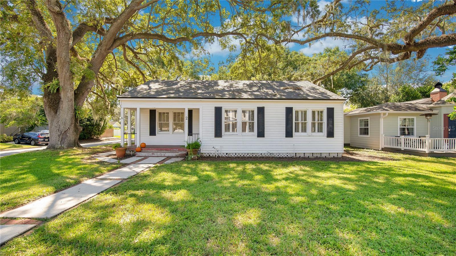 IVANHOE SQUARE - Residential Lease