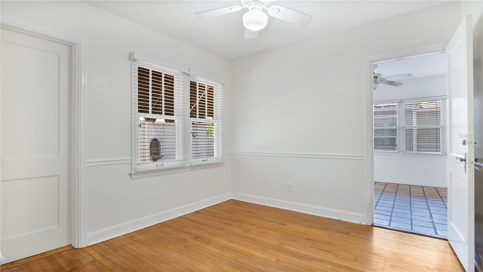 IVANHOE SQUARE - Residential Lease